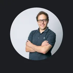 Zachary, builder of Mariposas